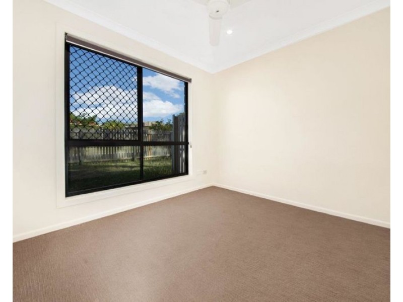 21 Skyline Drive, New Auckland QLD 4680