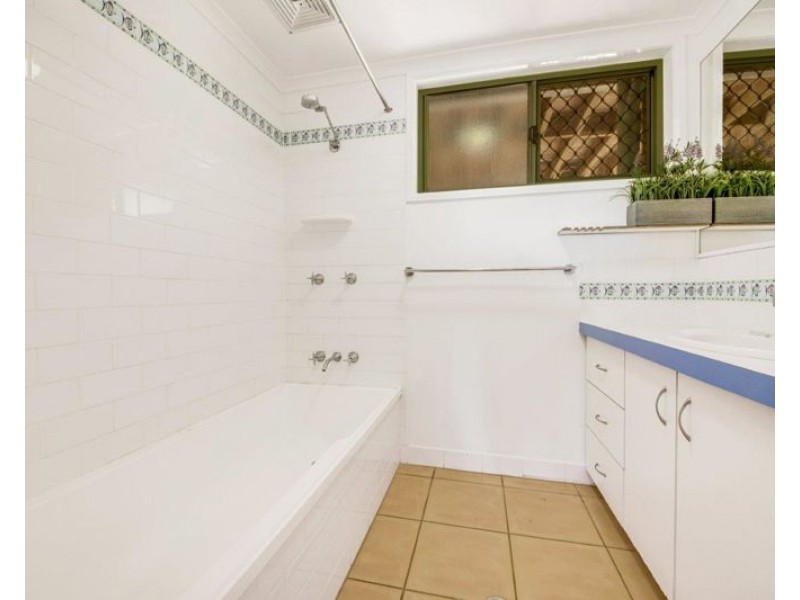 248 Goondoon Street, Gladstone QLD 4680