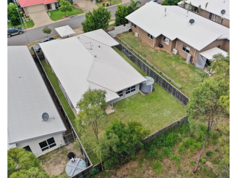 18 Valhalla Street, Clinton QLD 4680