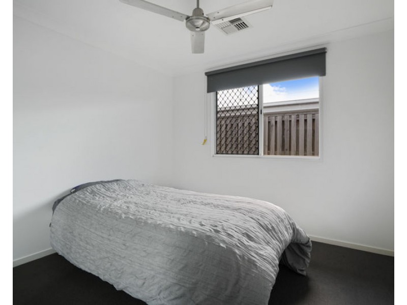 18 Valhalla Street, Clinton QLD 4680