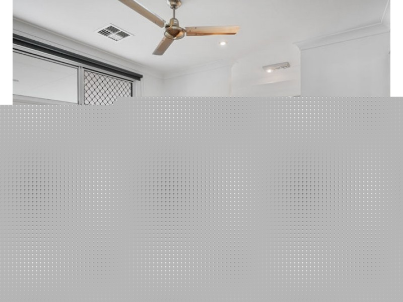 18 Valhalla Street, Clinton QLD 4680