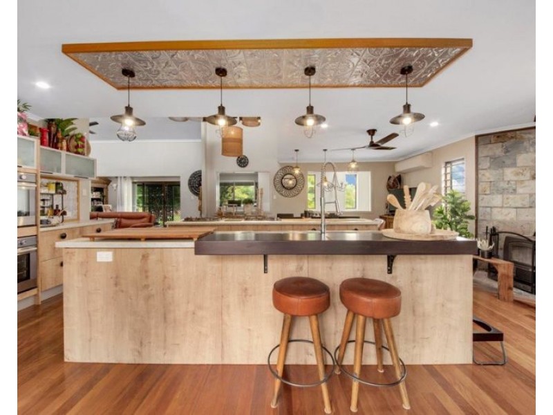 7B Covill Court, Telina QLD 4680