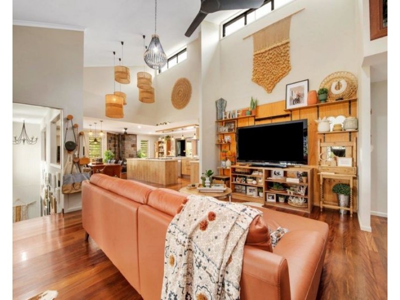 7B Covill Court, Telina QLD 4680