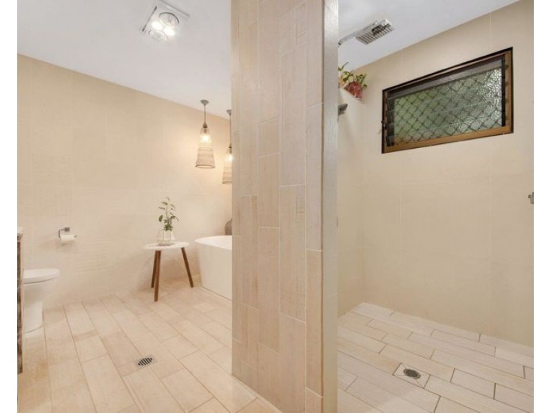 7B Covill Court, Telina QLD 4680