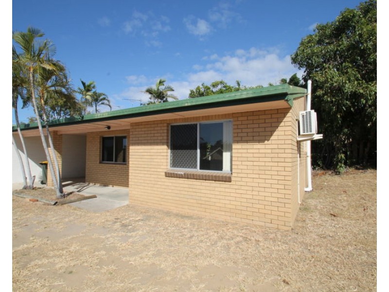 1 & 2 / 6 Fitzroy Avenue, Clinton QLD 4680