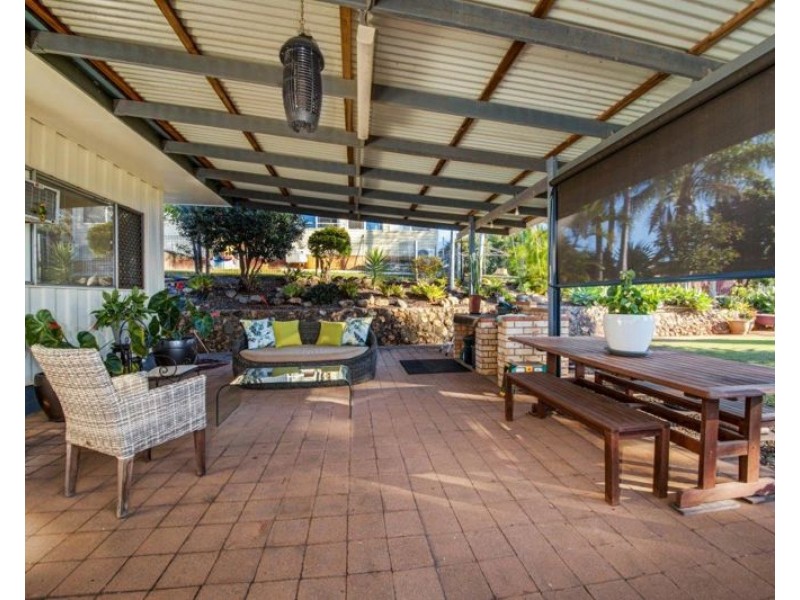 24 Walters Avenue, West Gladstone QLD 4680