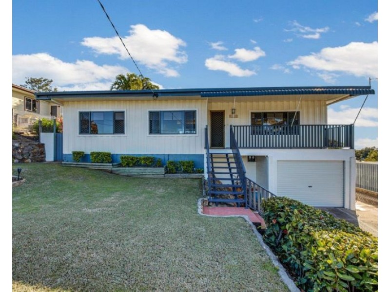 24 Walters Avenue, West Gladstone QLD 4680