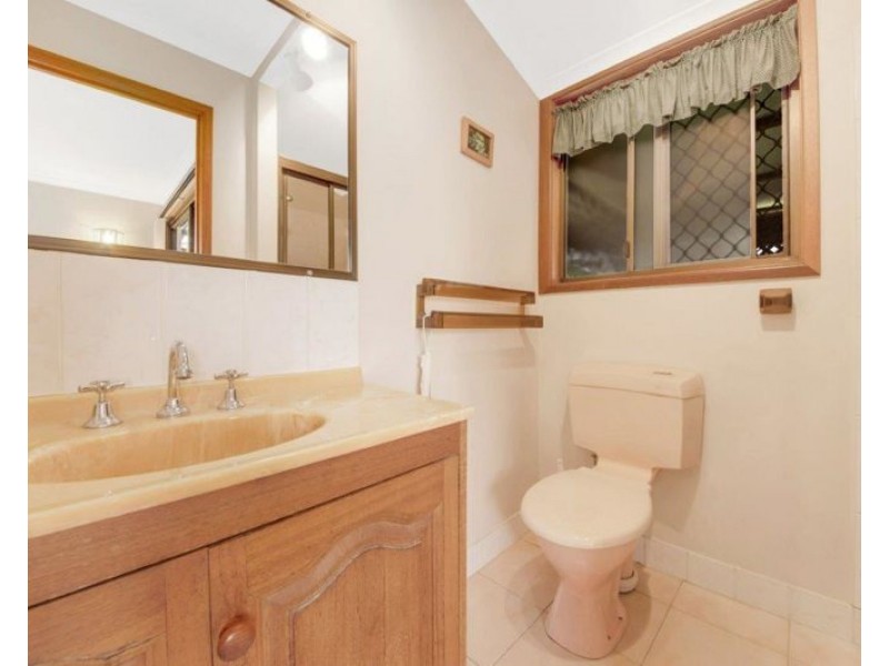 81 Shaw Street, New Auckland QLD 4680