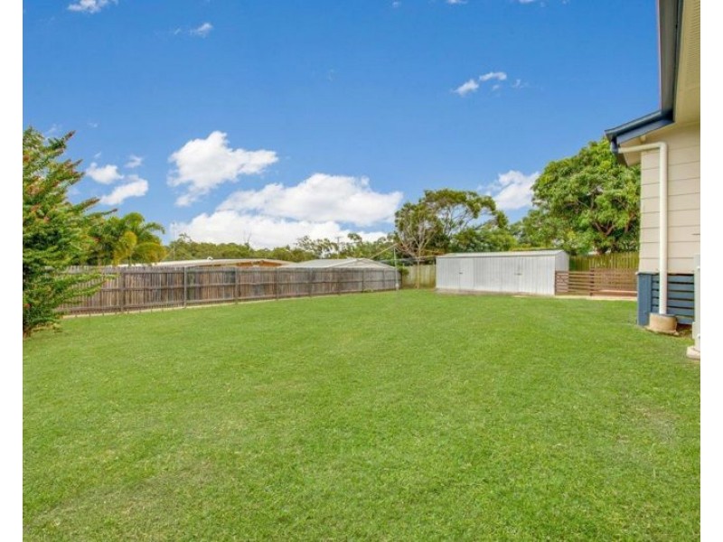 12 Dalton Street, Clinton QLD 4680