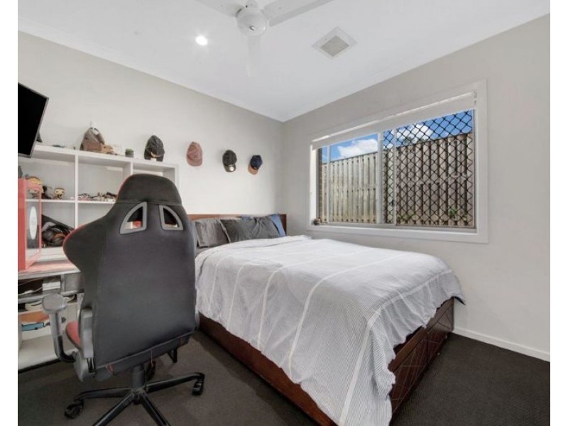 20 Jardine Crescent, Boyne Island QLD 4680