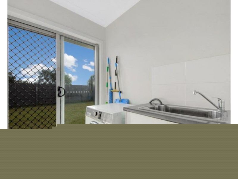 20 Jardine Crescent, Boyne Island QLD 4680