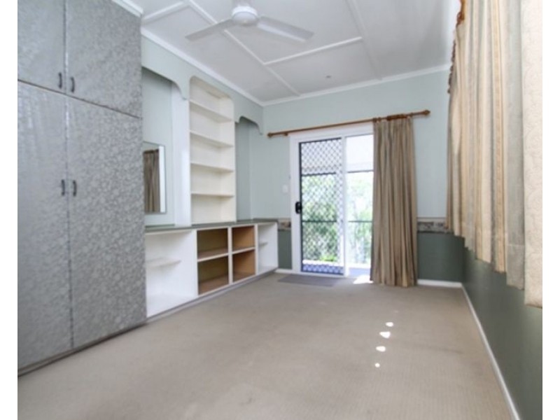 15 Kellett Street, West Gladstone QLD 4680