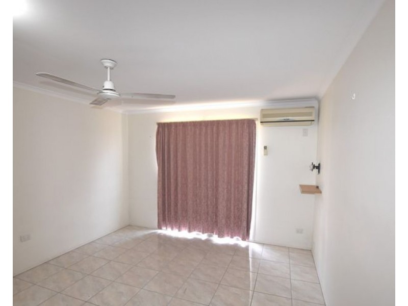 322 J Hickey Avenue, Clinton QLD 4680