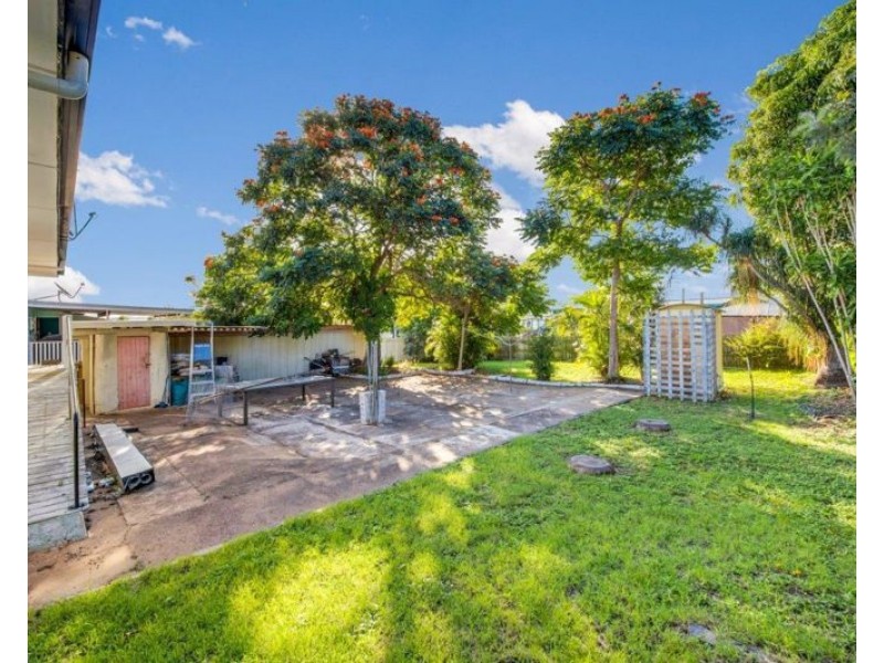 20 Paterson Street, West Gladstone QLD 4680