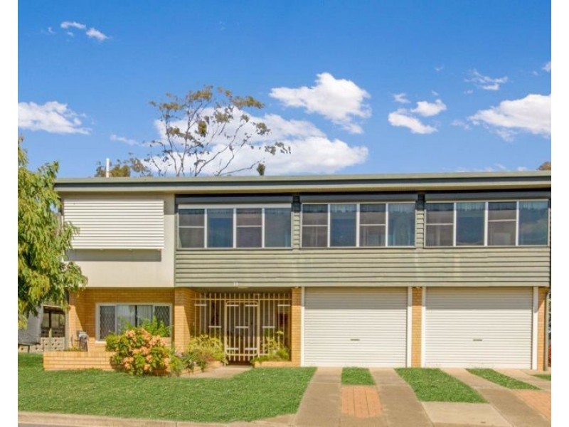 23 Hill Crescent, West Gladstone QLD 4680