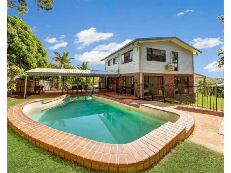 9 St Clements Close, Telina QLD 4680