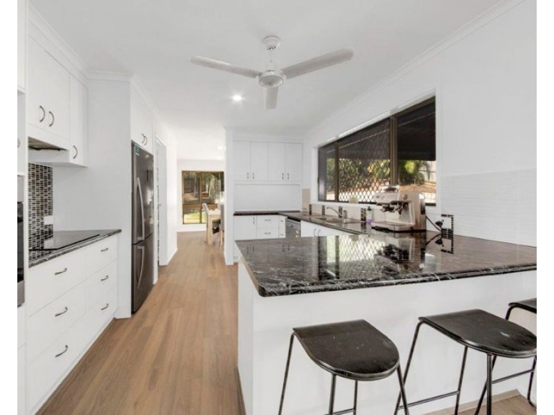 9 St Clements Close, Telina QLD 4680