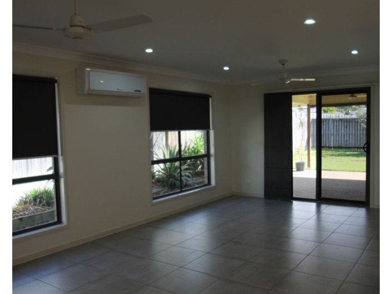 16 Woodland Court, Kirkwood QLD 4680