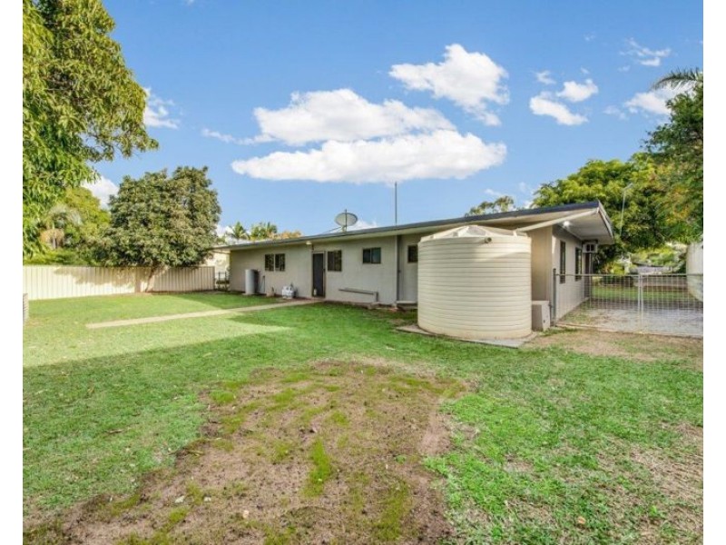 52 Cockatoo Drive, New Auckland QLD 4680