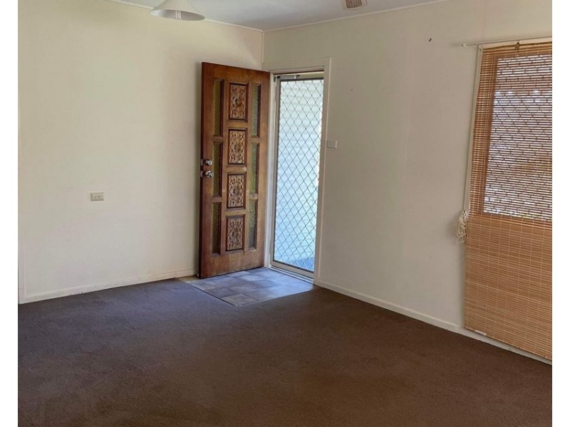 112 O’Connell Street, Barney Point QLD 4680