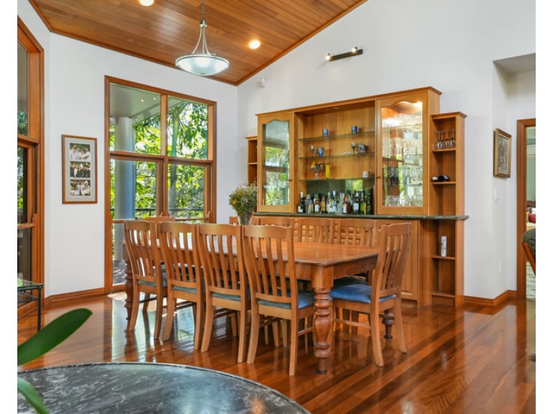 2-4 Holland Street, West Gladstone QLD 4680