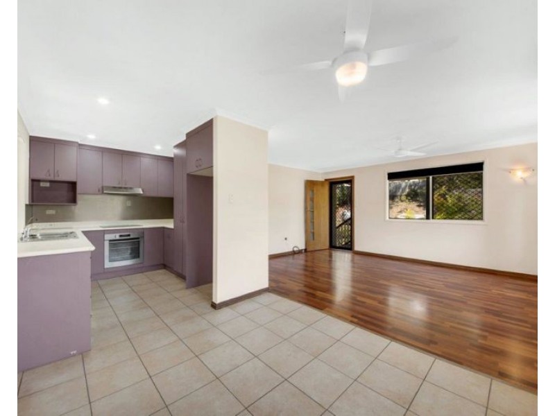 50 Sandpiper Avenue, New Auckland QLD 4680