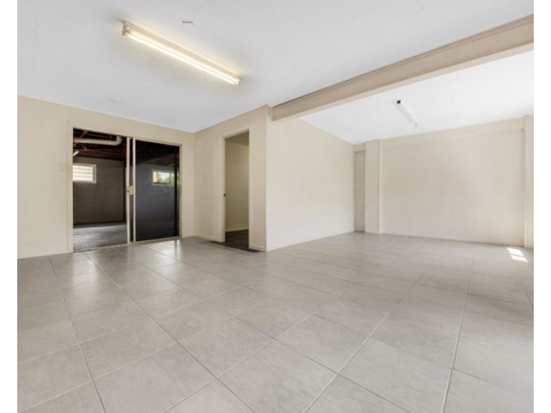 50 Sandpiper Avenue, New Auckland QLD 4680