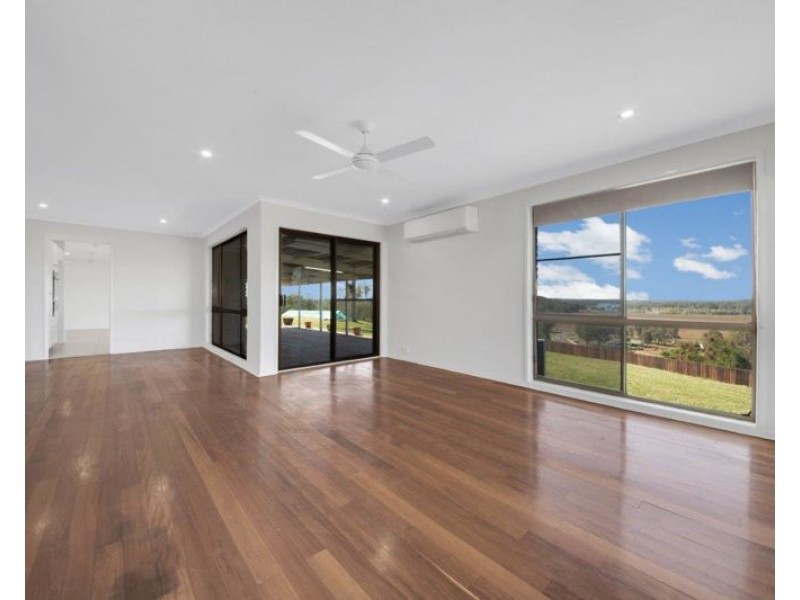 100 Yalkarra Crescent, Wurdong Heights QLD 4680