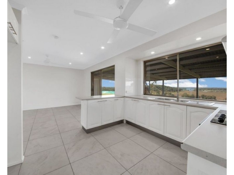 100 Yalkarra Crescent, Wurdong Heights QLD 4680