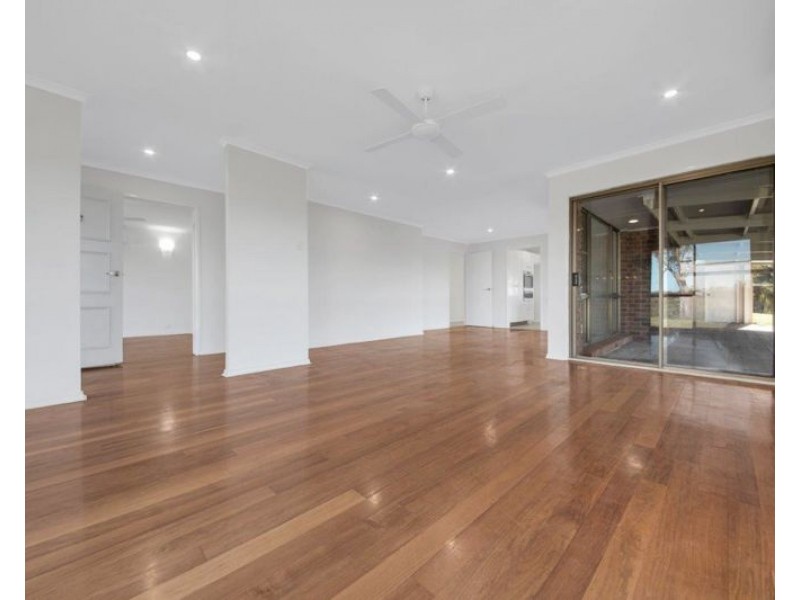 100 Yalkarra Crescent, Wurdong Heights QLD 4680