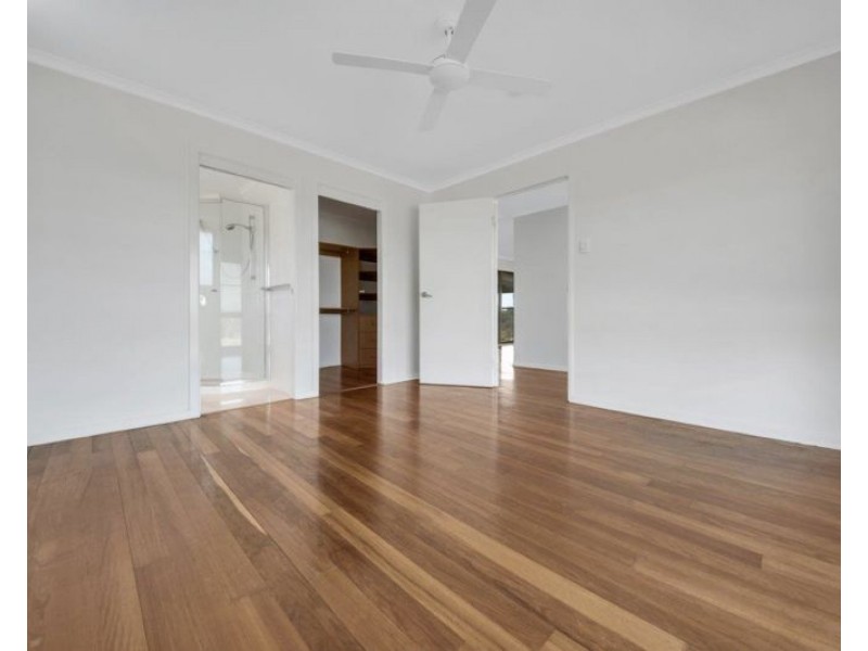 100 Yalkarra Crescent, Wurdong Heights QLD 4680