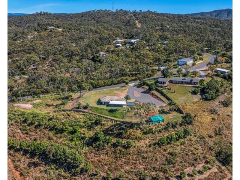 100 Yalkarra Crescent, Wurdong Heights QLD 4680