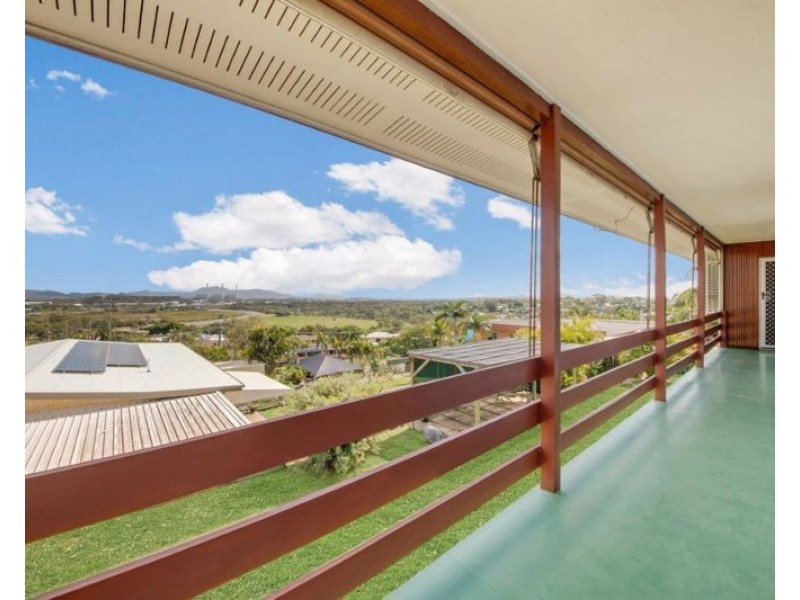 24 Far Street, West Gladstone QLD 4680
