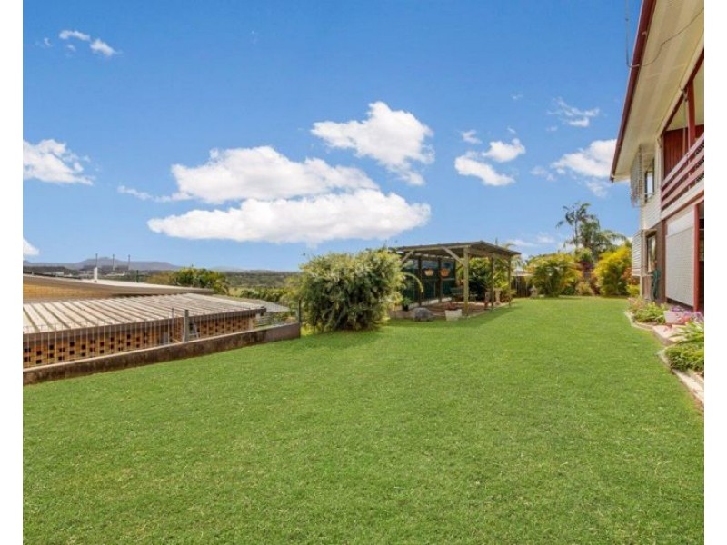 24 Far Street, West Gladstone QLD 4680