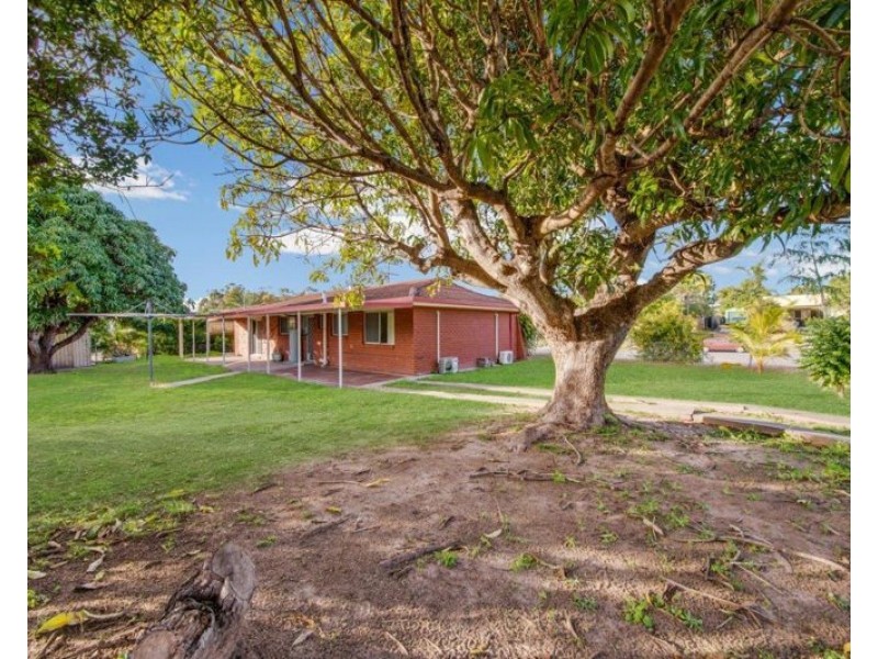 322 J Hickey Avenue, Clinton QLD 4680