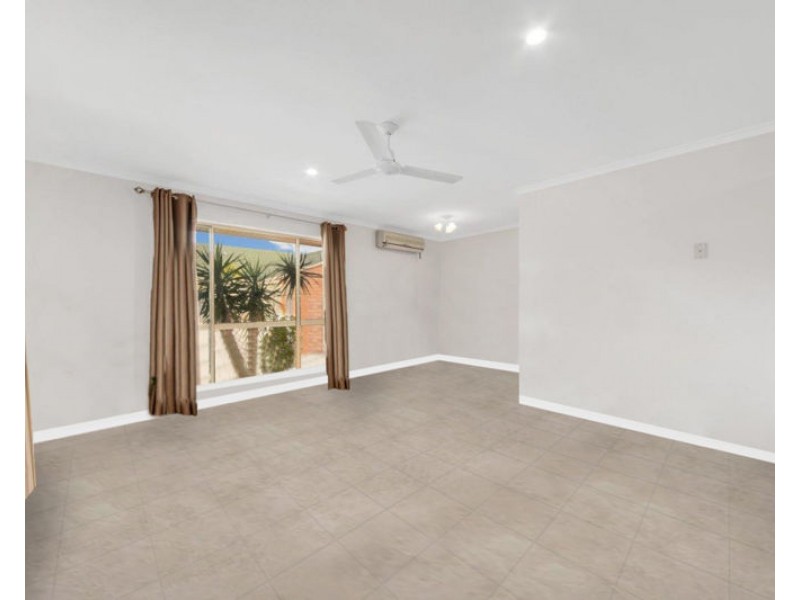 27 Witney Street, Telina QLD 4680