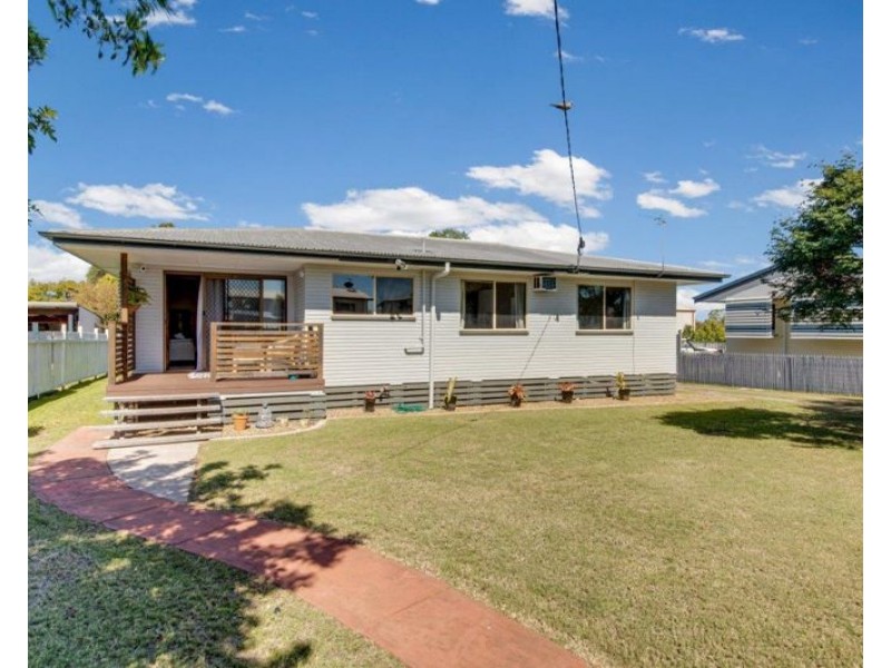 21 Paterson Street, West Gladstone QLD 4680