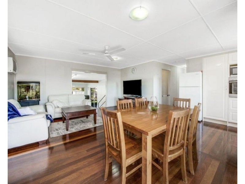 21 Paterson Street, West Gladstone QLD 4680