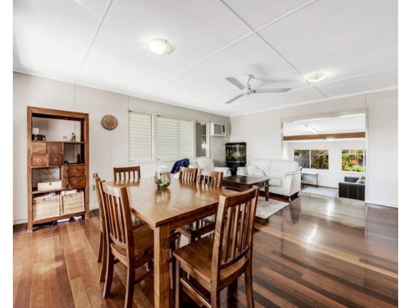 21 Paterson Street, West Gladstone QLD 4680