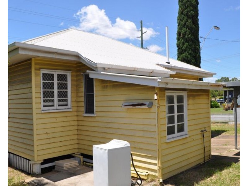 23 French Street, South Gladstone QLD 4680