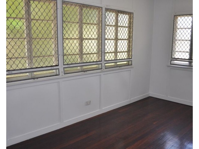 23 French Street, South Gladstone QLD 4680