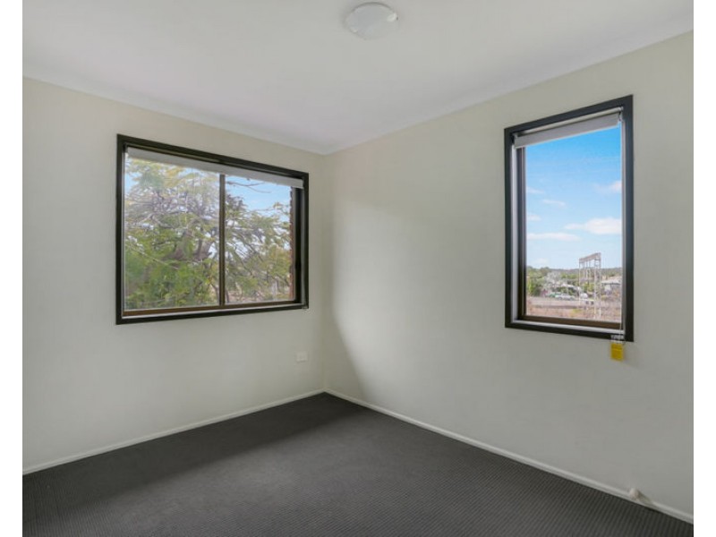 1/143 Toolooa Street, South Gladstone QLD 4680