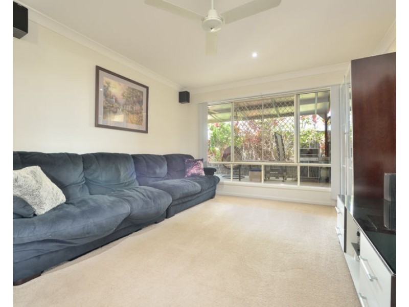 67 Emmadale Drive, New Auckland QLD 4680
