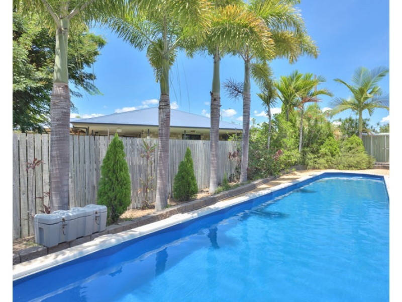 67 Emmadale Drive, New Auckland QLD 4680