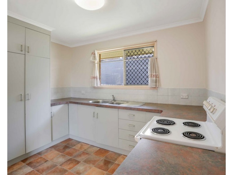 6A Kerry Court, New Auckland QLD 4680