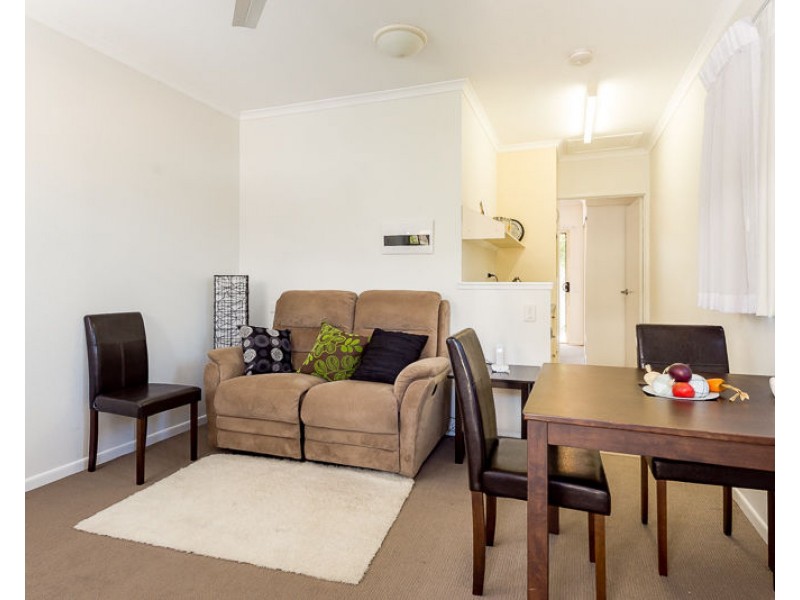 43/8 Wicks Street, New Auckland QLD 4680