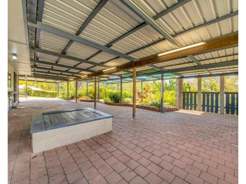 38 Helen Crescent, Wurdong Heights QLD 4680