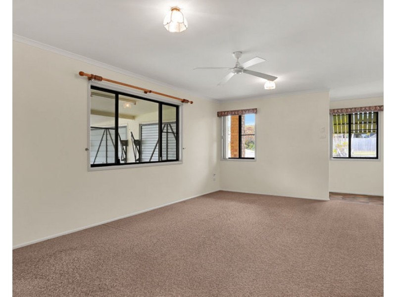4 Keppel Avenue, Clinton QLD 4680