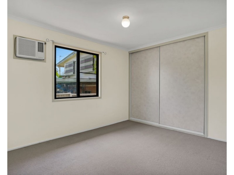 4 Keppel Avenue, Clinton QLD 4680