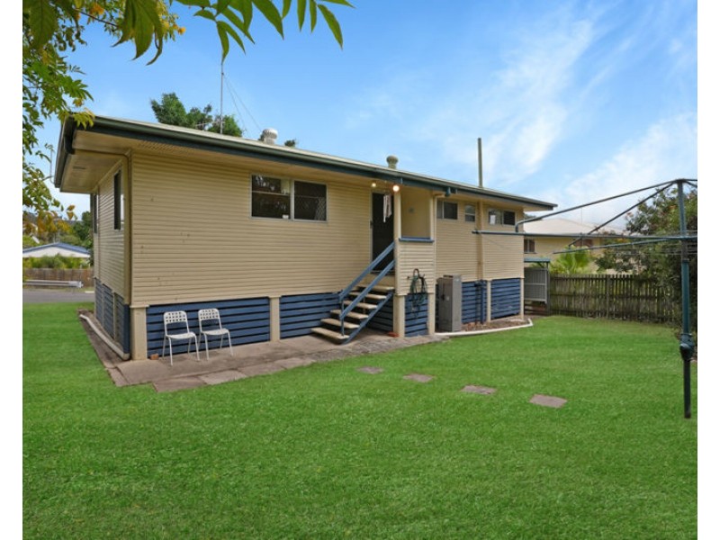 4 Pershouse Street, Barney Point QLD 4680